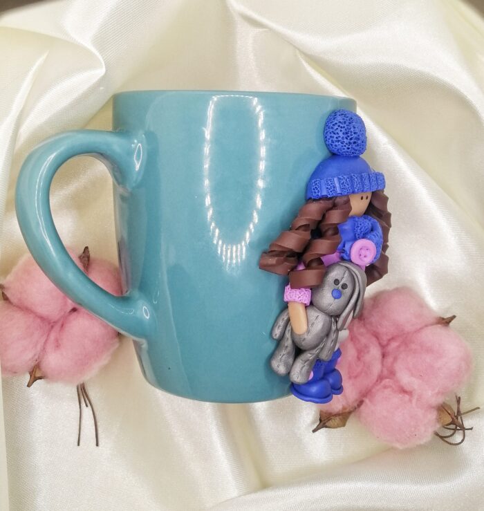 kruzhka "devchushka kucheryashka" Polymer World shop Изделия из полимерной глины с частичкой моей души Автор: Бронислава Коновалова г. Новосибирск Магазин: https://marketcraft.ru/store/polymer-world-shop