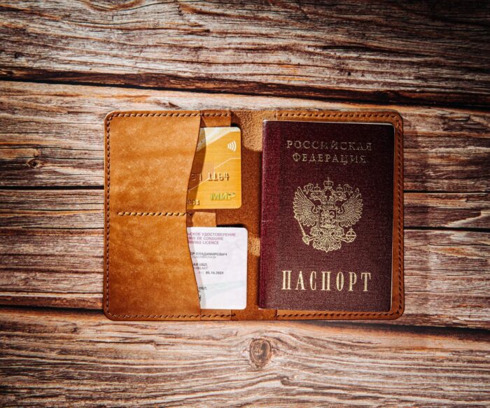 SoseDKrafT,Эксклюзивные изделия из натуральной кожи ручной работы. Мы с удовольствием воплотим Ваши самые смелые идеи в изделиях из кожи. Вместе с Вами мы создадим изделие, которое будет только у Вас!https://marketcraft.ru/store/sosedkraft