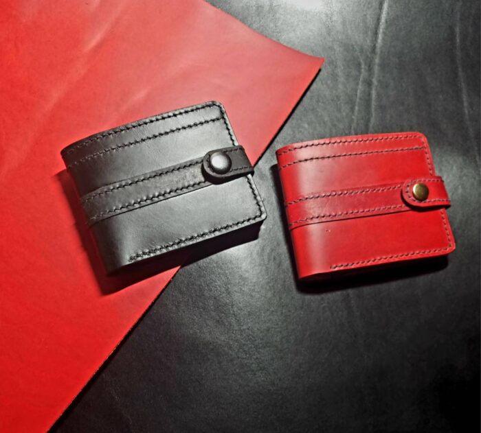 Bifold wallet "Classic" Chernyshev`A WORKSHOP Изделия из кожи ручной работы, сделано с душой Автор: Чернышёв Андрей, г. Смоленск Магазин: https://marketcraft.ru/Chernyshev`A