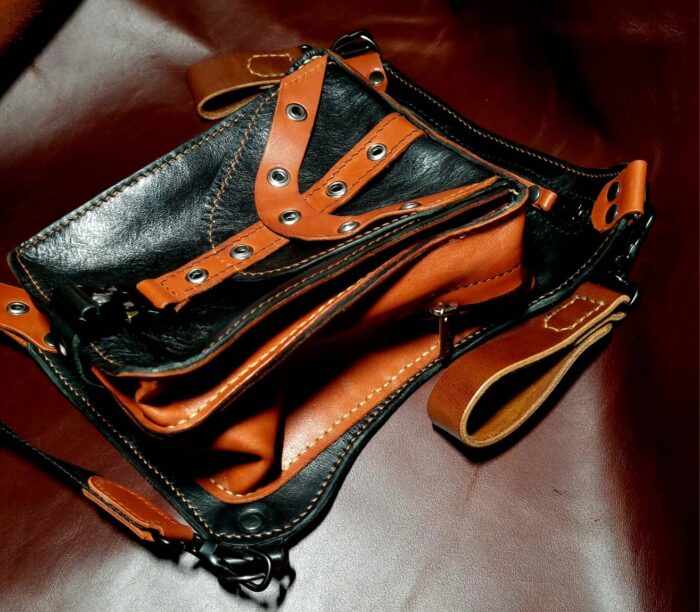 Hip bag "Biker" Chernyshev`A WORKSHOP Изделия из кожи ручной работы, сделано с душой Автор: Чернышёв Андрей, г. Смоленск Магазин: https://marketcraft.ru/Chernyshev`A