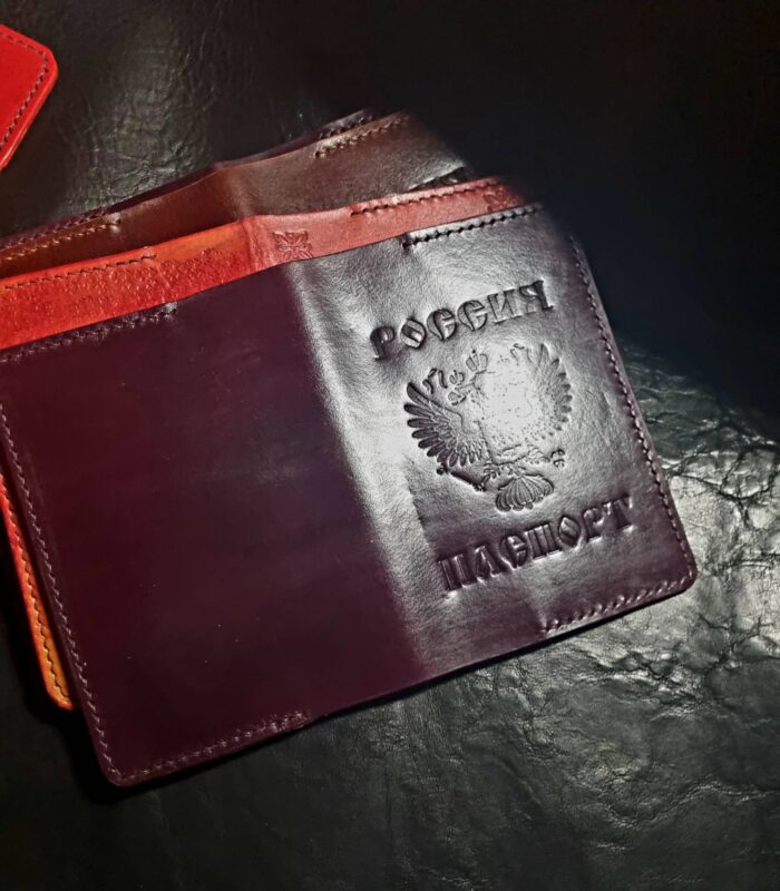 Passport cover "Classic" Chernyshev`A WORKSHOP Изделия из кожи ручной работы, сделано с душой Автор: Чернышёв Андрей, г. Смоленск Магазин: https://marketcraft.ru/Chernyshev`A