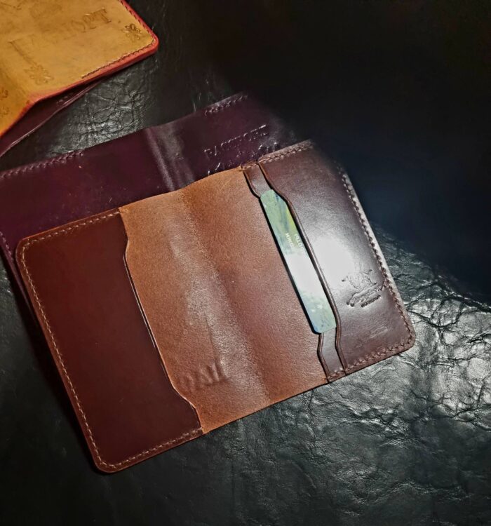 Passport cover "Classic" Chernyshev`A WORKSHOP Изделия из кожи ручной работы, сделано с душой Автор: Чернышёв Андрей, г. Смоленск Магазин: https://marketcraft.ru/Chernyshev`A