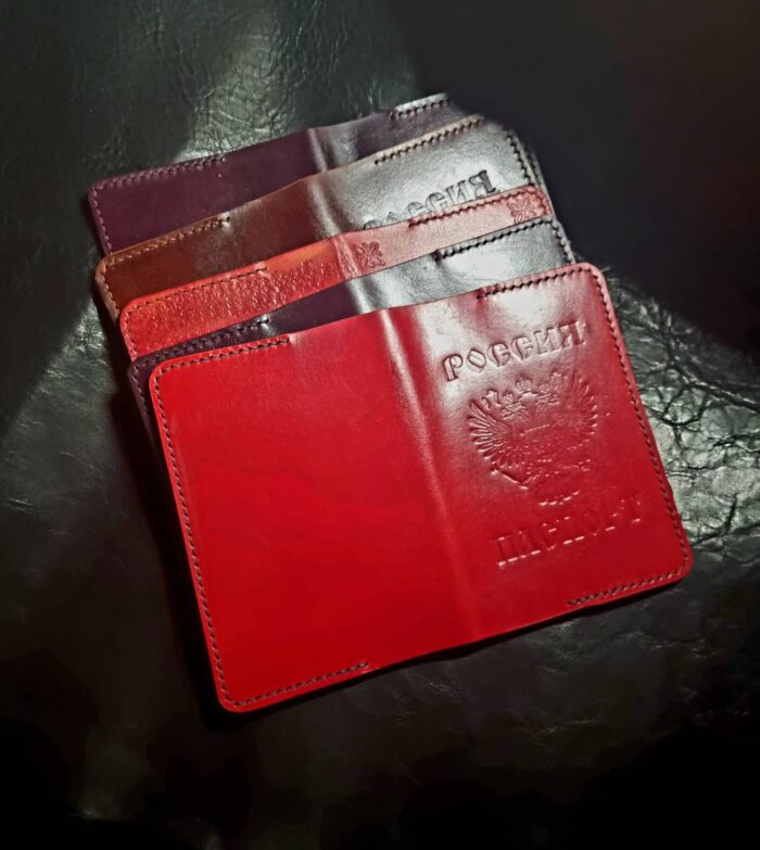 Passport cover "Classic" Chernyshev`A WORKSHOP Изделия из кожи ручной работы, сделано с душой Автор: Чернышёв Андрей, г. Смоленск Магазин: https://marketcraft.ru/Chernyshev`A