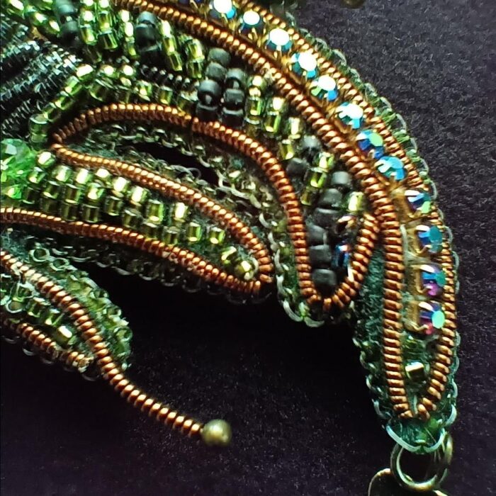 Dragon's Eye Brooch Brosh_from_Lady_Si Бижутерия и аксессуары ручной работы из бисера и натуральных камней Автор: Стёпкина Ирина, г. Краснодар