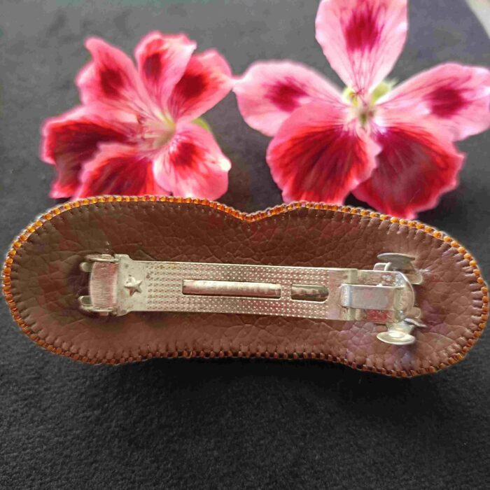 Automatic hairpin with shells Brosh_from_Lady_Si Бижутерия и аксессуары ручной работы из бисера и натуральных камней Автор: Стёпкина Ирина, г. Краснодар