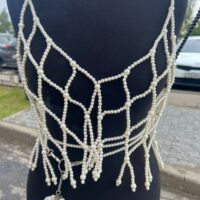 Топ из бусин в виде сетки