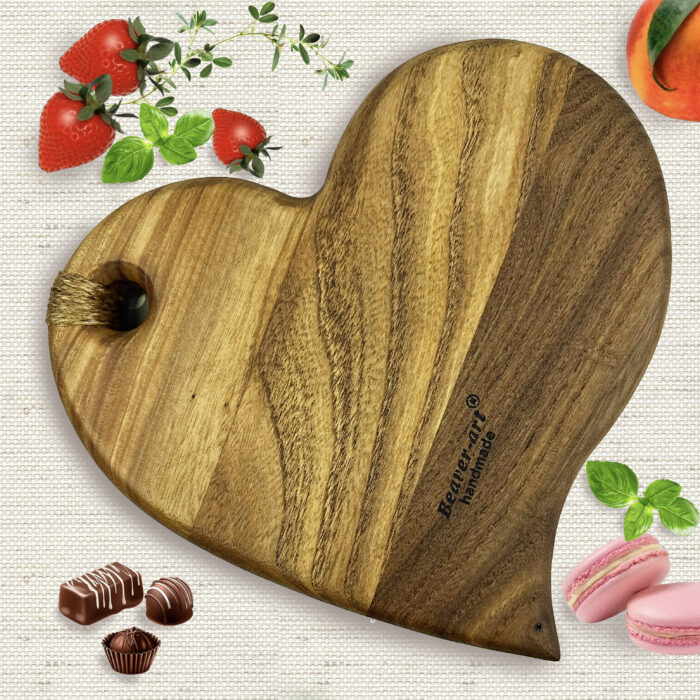 Доска Сердечко из карагача — изображение 1