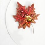 Брошь Кленовый лист