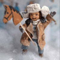 Ватная игрушка «Мальчик с лошадкой»