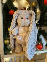 Зайка плюшевая