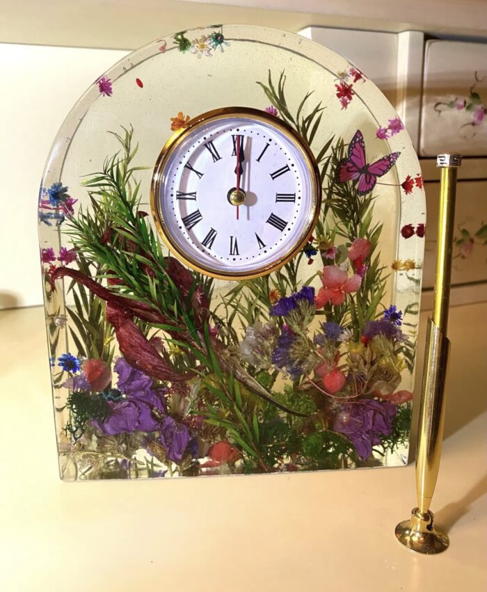 Часы из эпоксидной смолы. — изображение 5