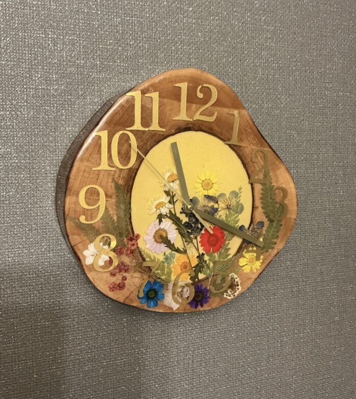 Часы из спила дерева — изображение 2