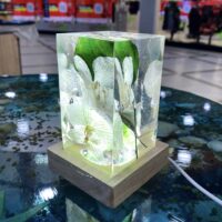 Светильники из эпоксидной смолы.