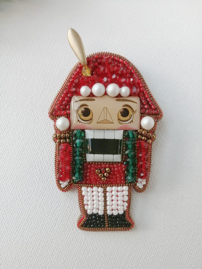 Брошь Щелкунчик — изображение 3