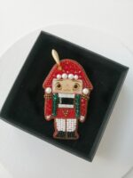 Брошь Щелкунчик — изображение 2