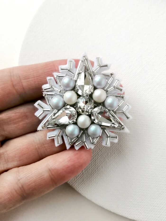 Брошь Снежинка — изображение 2