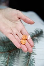 Серьги-гвоздики с мандарином — изображение 3