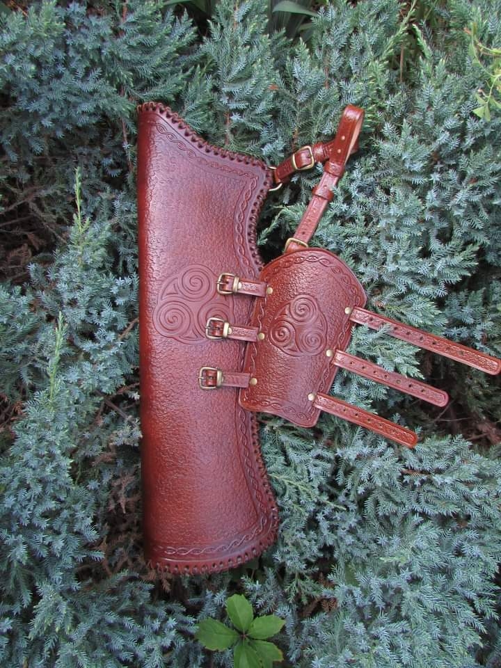 iR5qPdNpLznonT5PVUrouElC7GExD2tzV799tF0rxXHE6Y7Uwx6pw9-x0P_FqF7xY5QM8VGNQx1p_aQ_rEJ1wOYv Набор колчан и крага — изображение 1