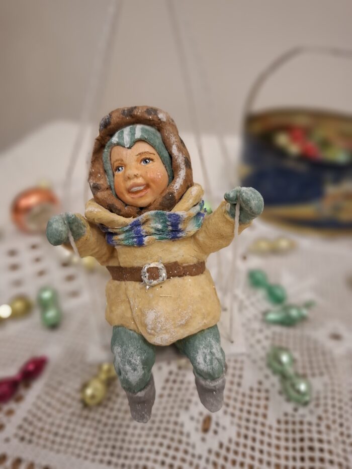 Ватная игрушка "Счастье на качелях" — изображение 2