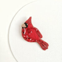 Брошь Кардинал