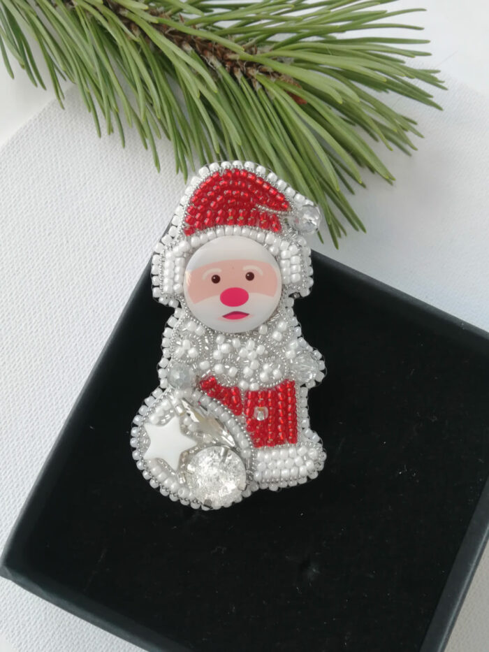 Брошь Дед Мороз — изображение 2