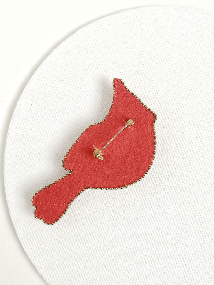 Брошь Кардинал — изображение 6