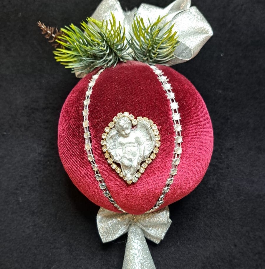 Изображение WhatsApp 2025-11-19 в 19.00.21_ac7f39f2 (2) набор новогодних шаров ручной работы 5 штук — изображение 1