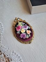 Брошь-кулон с вышивкой — изображение 4