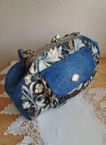 Сумка ручной работы с двойным фермуаром из гобеленовой и джинсовой ткани