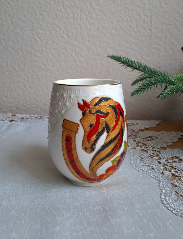 Год Лошади: кружка с ручной росписью, подарок на новый год — изображение 4