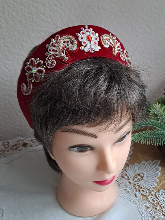 Кокошник ручной работы из бархата, венец в русском стиле — изображение 8
