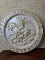 Панно из гипса «Георгий Победоносец» — интерьерный декор ручной работы