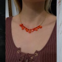 Ожерелье из натурального коралла: яркий акцент вашего образа.