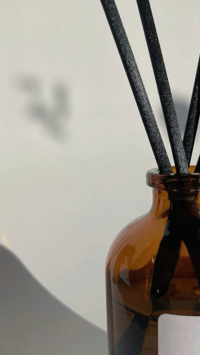 Ароматический диффузор в стеклянном флаконе объёмом 50 мл или 100 мл. — изображение 5