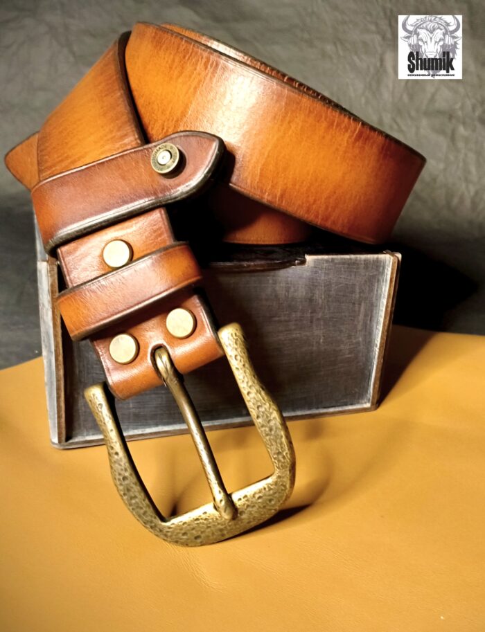 Ремень из натуральной кожи авторской ручной работы «Песочный берег» — изображение 8