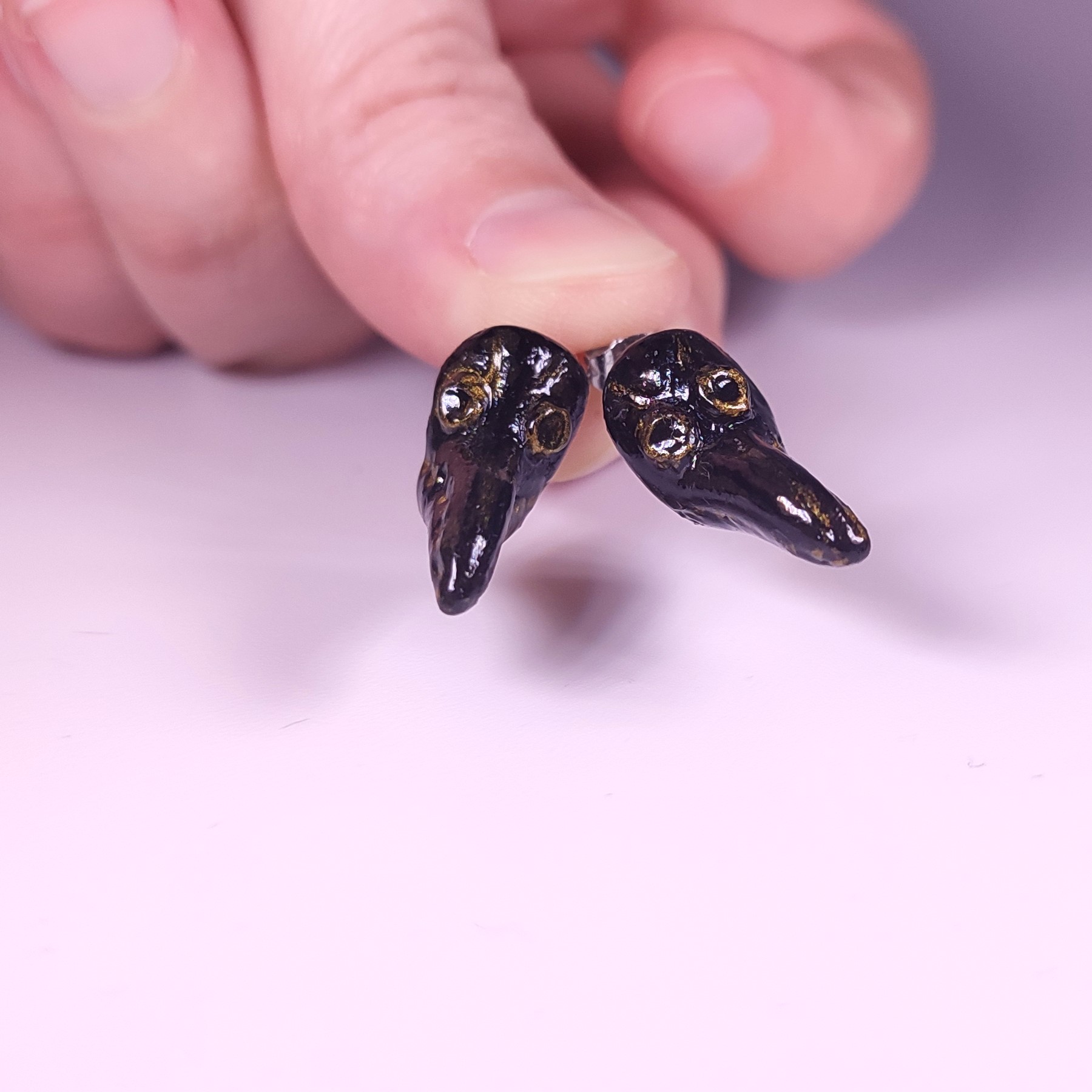 IMG_20251204_211810 серьги гвоздики Чумной Доктор — изображение 1