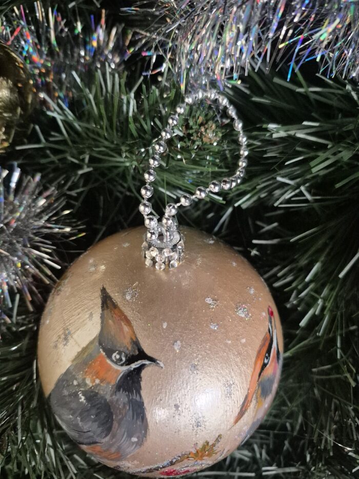 Ёлочная игрушка новогодний шар "Свиристели" — изображение 5