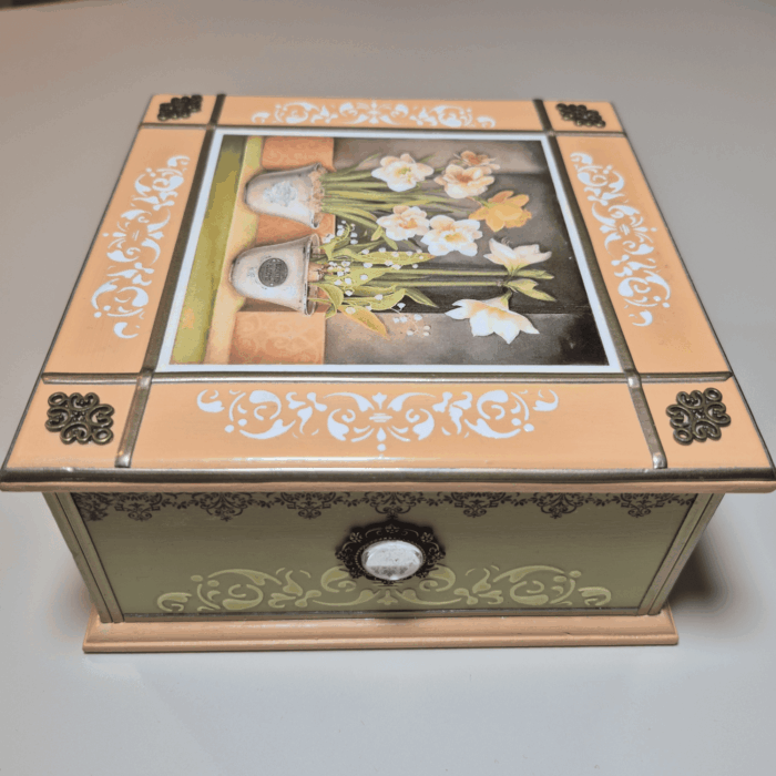 Шкатулка "Цветы" — изображение 4