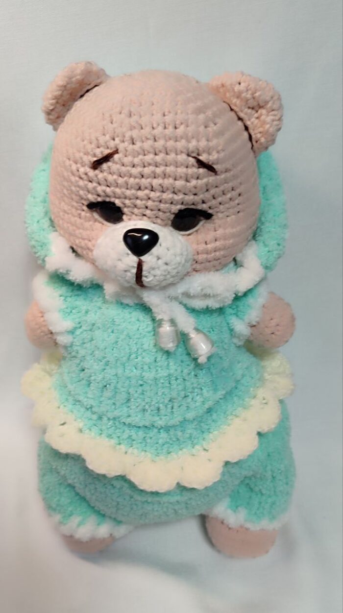 Вязаная игрушка "Мишка"