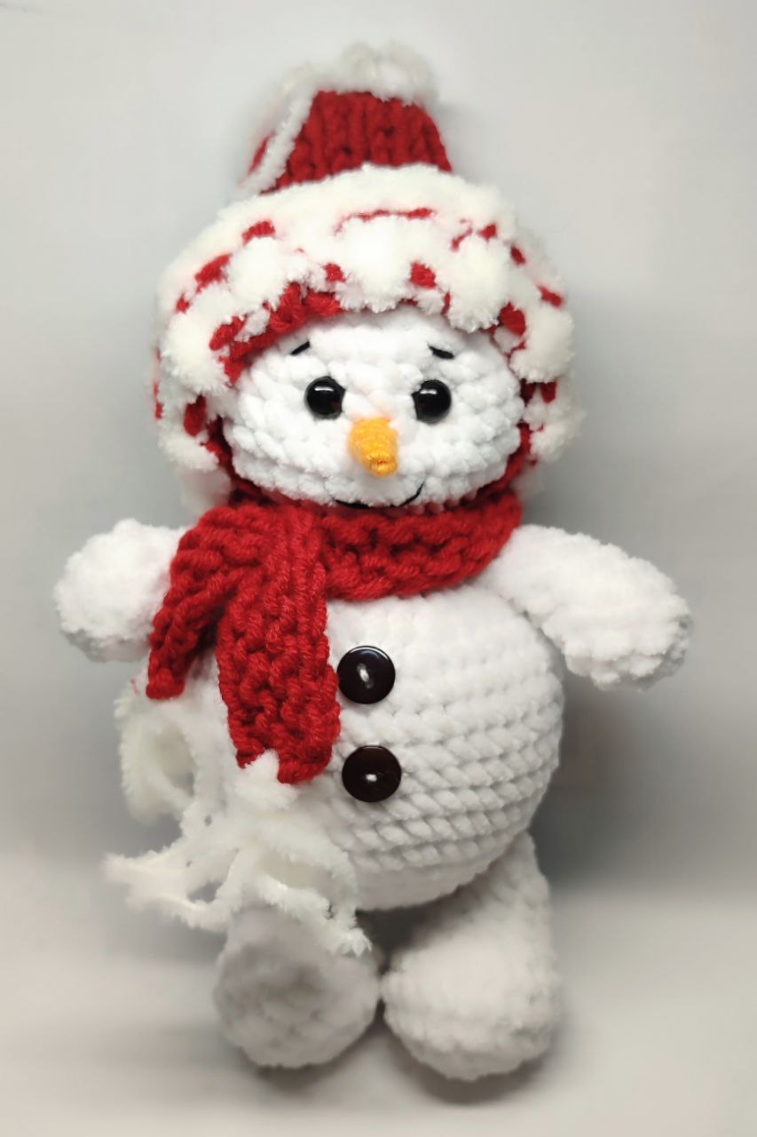 photo_2025-12-01_20-47-49 Вязаная игрушка «Снеговик»