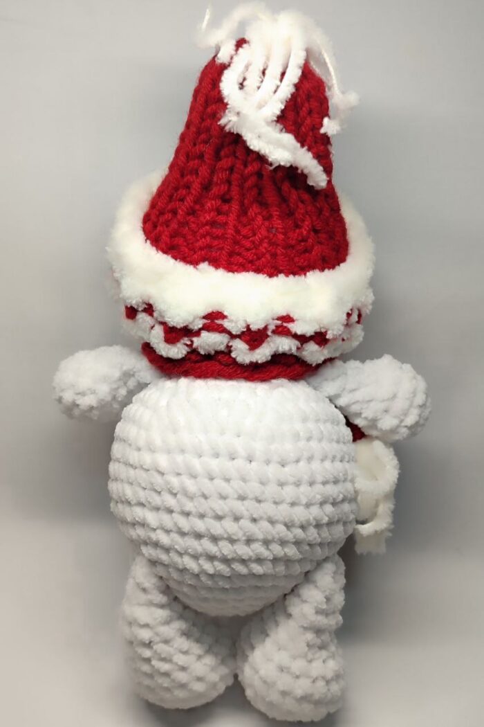 Вязаная игрушка "Снеговик" — изображение 2