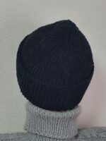 Вязаная шапка с отворотом — изображение 5