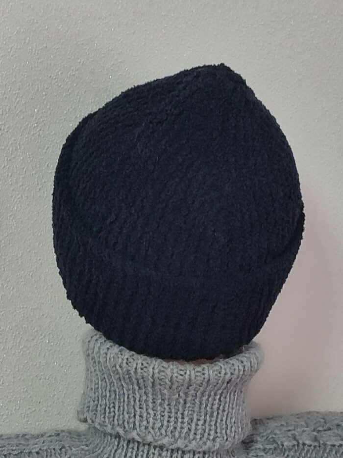 Вязаная шапка с отворотом — изображение 5