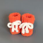 Вязаные пинетки