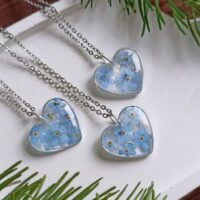 Кулоны с незабудками