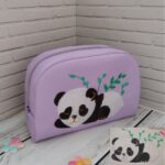 Уникальная косметичка с индивидуальной вышивкой по вашему рисунку.