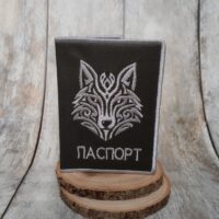 Обложки для паспорта из экокожи с машинной вышивкой — стильный аксессуар, подчеркивающий ваш вкус и индивидуальность!