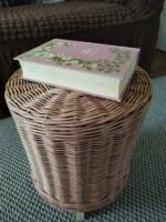 Плетеный пуф — изображение 3