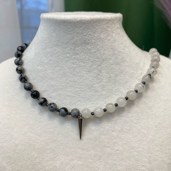 Логотип Мастерская «Камни от Светланы»: гармония природы в каждом украшении