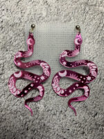 Серьги «Pink snake» — милые охранники ваших ушек!